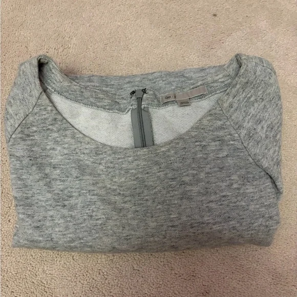 GAP Heather Gray Knit Top - Picture 3 of 3